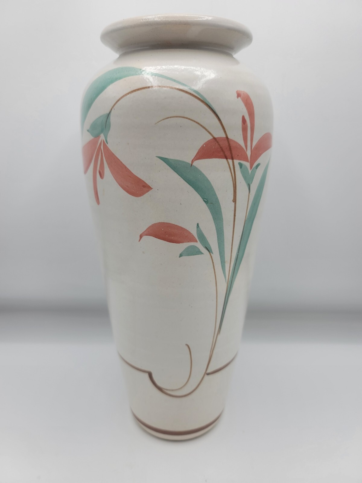 Vtg Studio MCM Pottery Vase With Coral Peach And Teal Green Design Flowers