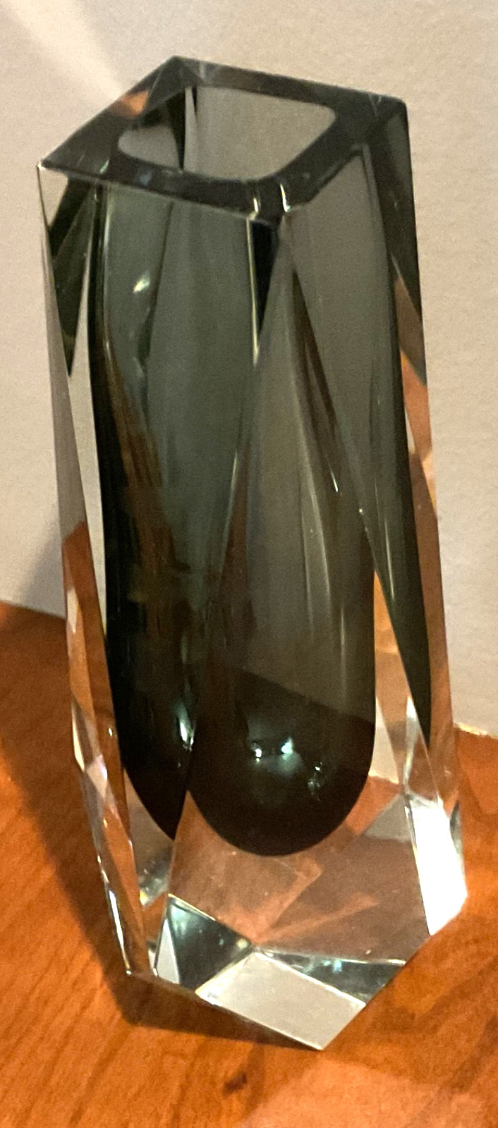 Murano Obsidian faceted glass vase art glass 8.75” vase gray clear Sommerso