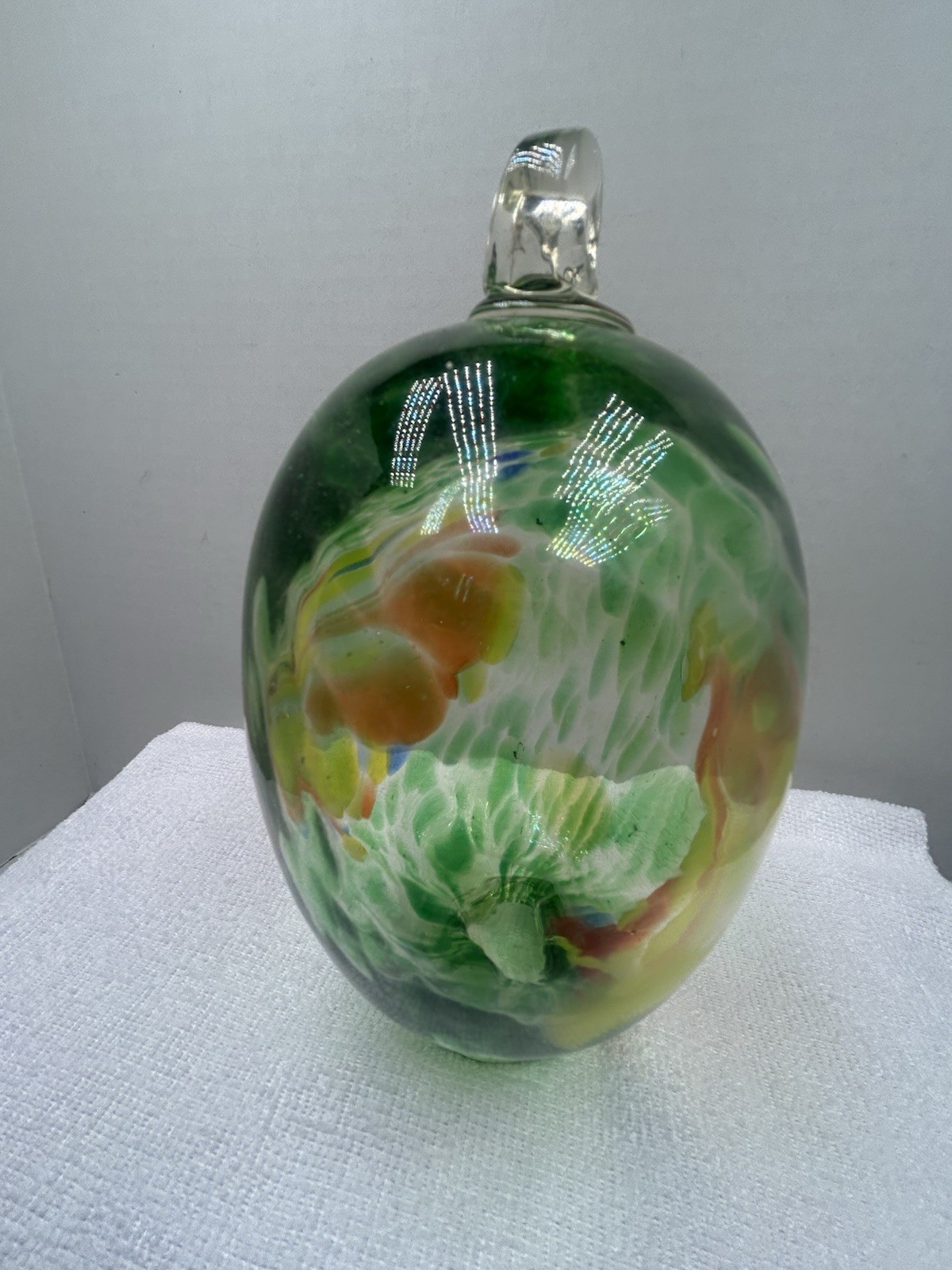 Blown Glass Ball/ Sphere Hummingbird feeder – 7″ tall – No stopper