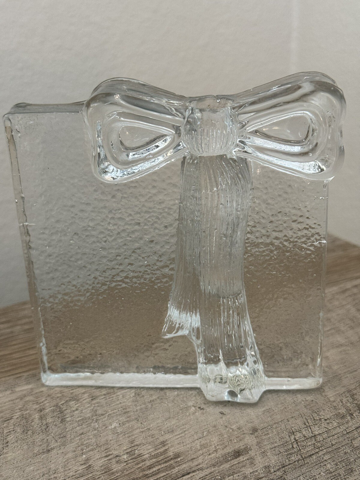 Glass Bud Vase Clear Textured Bow 4.5” Flowers