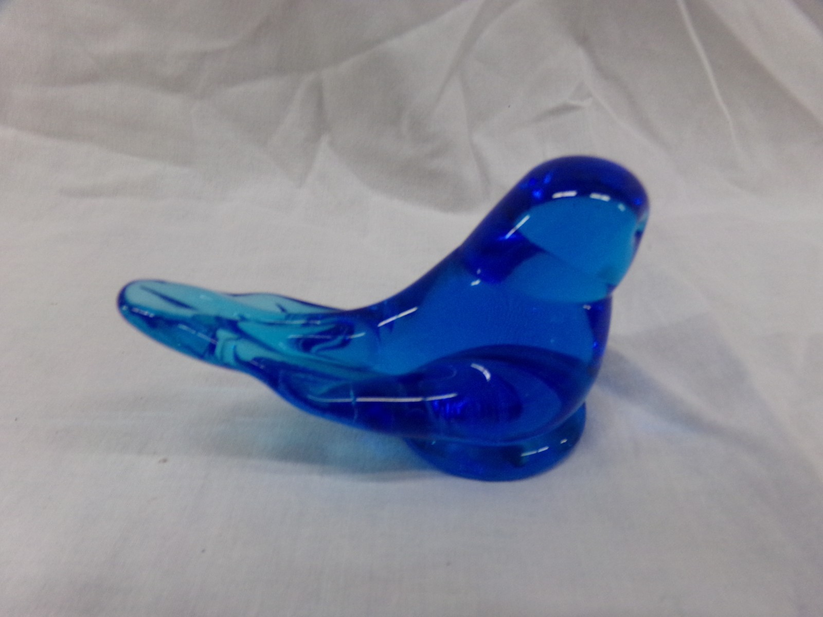 Vintage Bluebird of Happiness Signed Leo Ward 2001 Terra Studios Art Glass