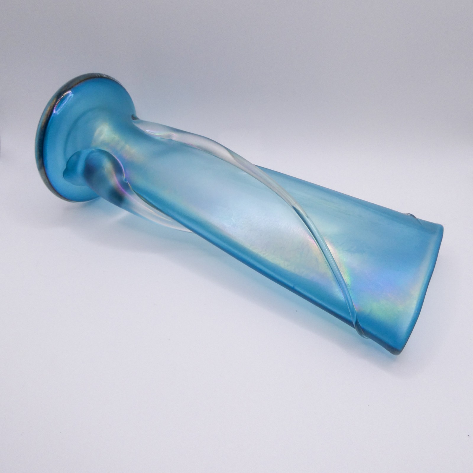 Zellique Blue Multicolor Iridescent Studio Art Glass Twist Vase 9″ Vintage 1991