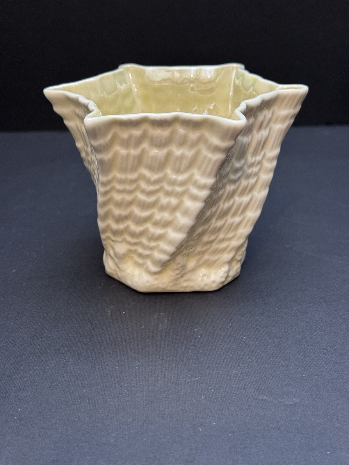 Vintage Irish Belleek Porcelain 4″ Limpet Hexagon Flower Pot Decor EUC