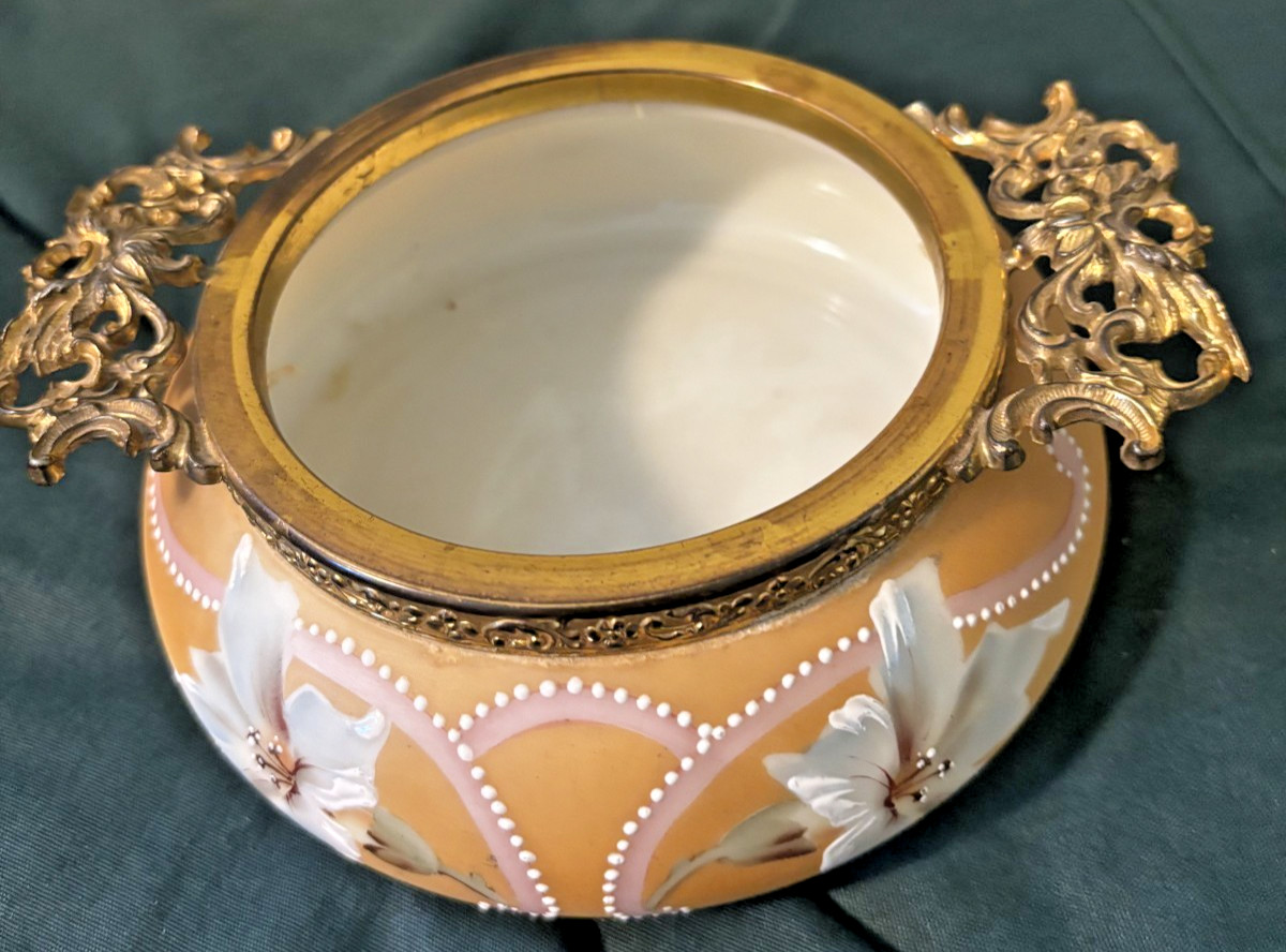 CF Monroe Nakara 1882/1916 HP Antique Lily Dresser Box with Brass Handles