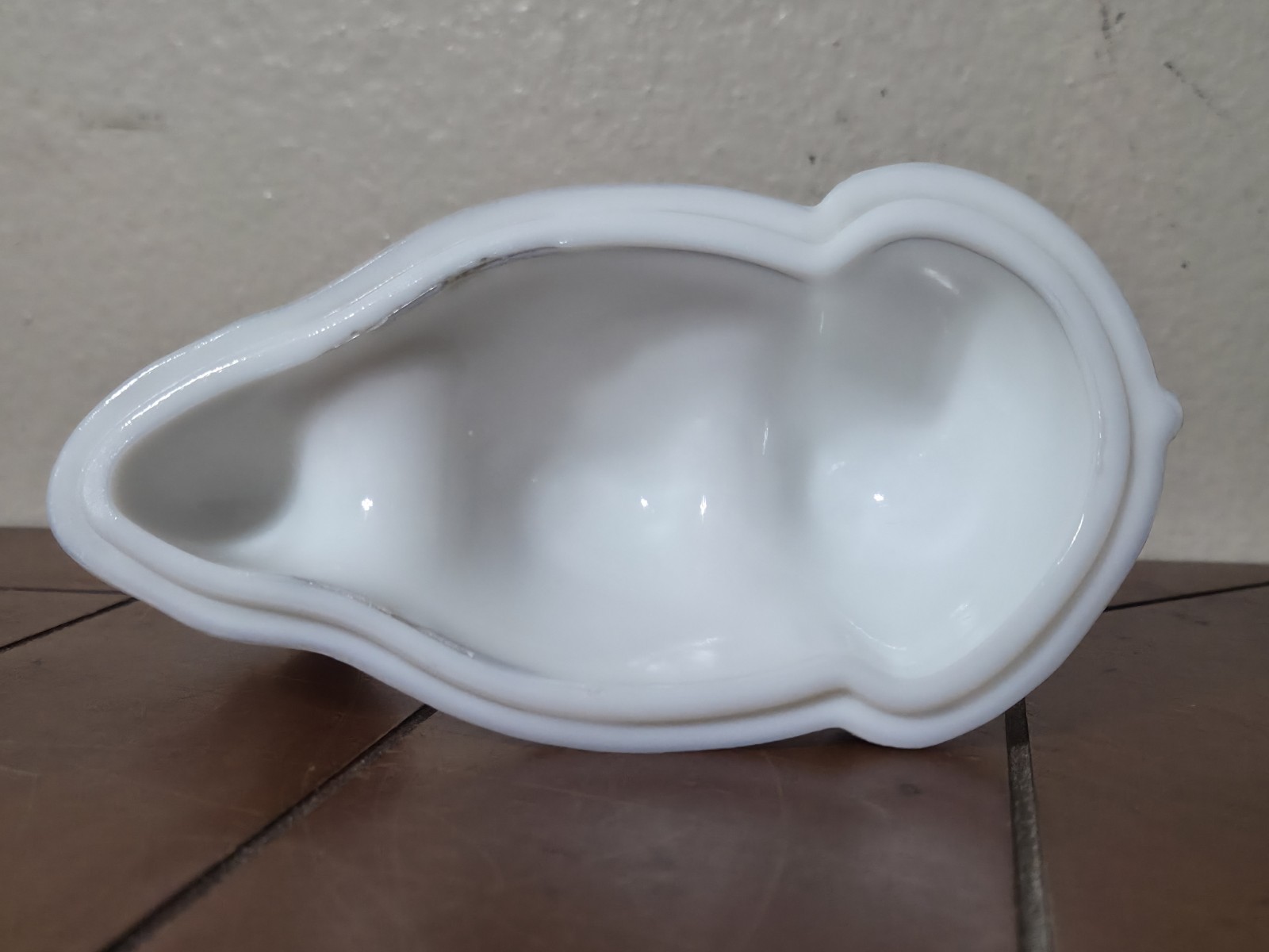 Vintage Milk Glass Covered Animal Dish with Lid 6″ Pressed Glass CAMEL Box & Lid