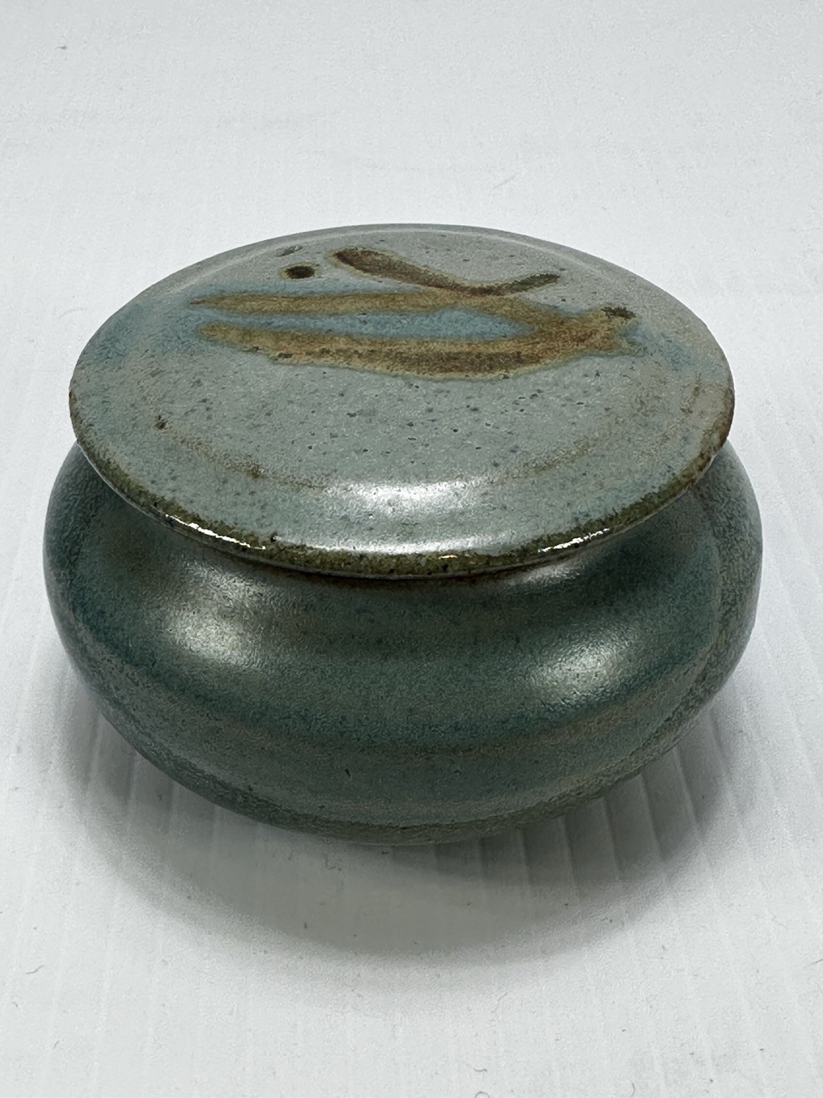 Vintage Handmade Studio Art Pottery Stoneware Lidded Trinket Box Jar Signed
