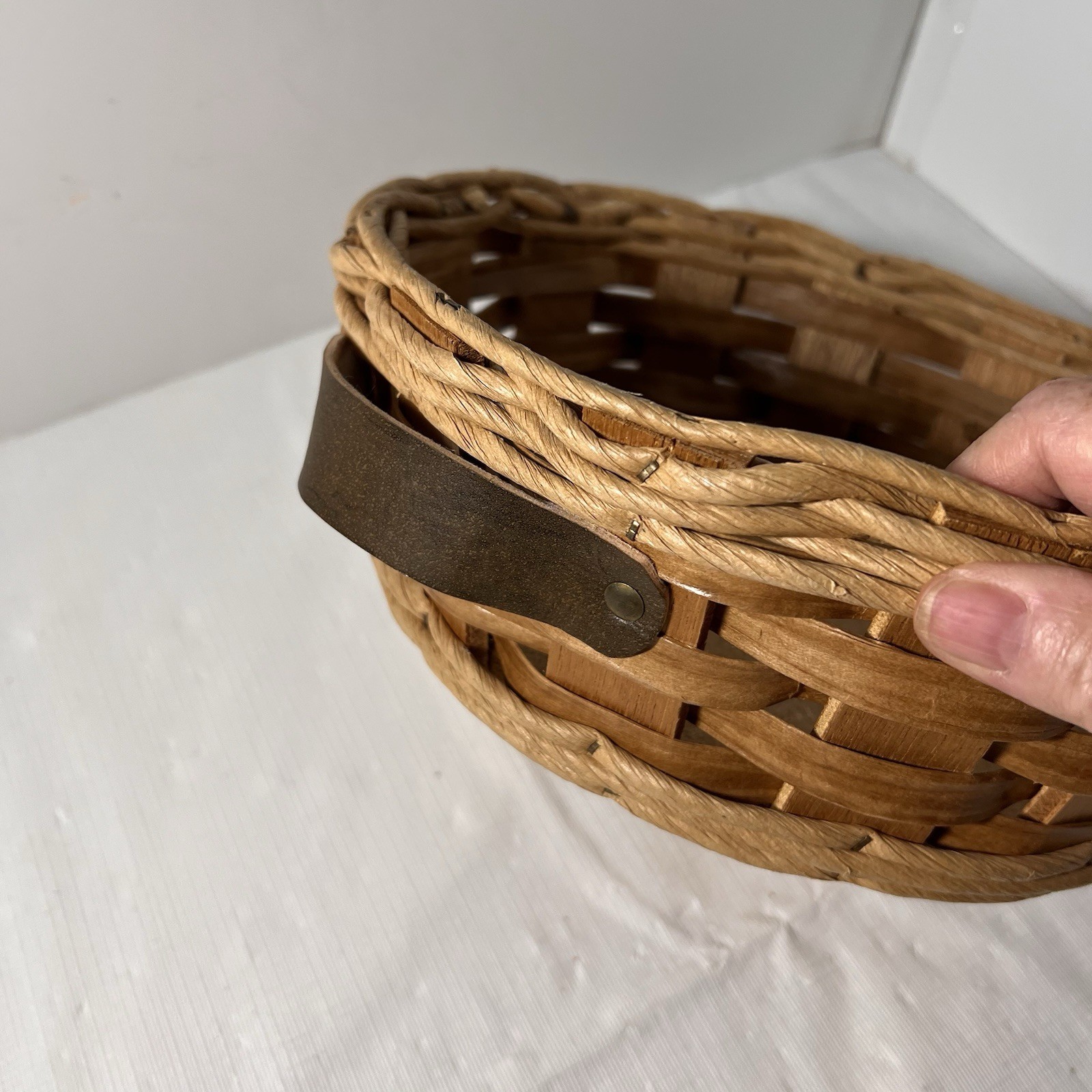 Vintage Pyrex Round Woven Basket With Handles For 2qt Casserole Dish 024-624-684