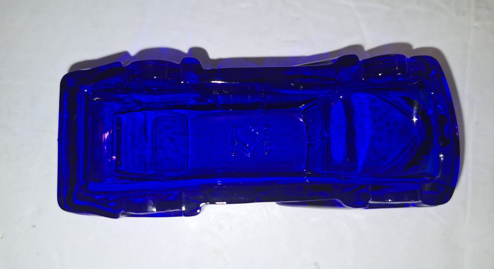 Vintage Boyd’s Crystal Art Glass Collectible Car Tucker Torpedo Cobalt Blue