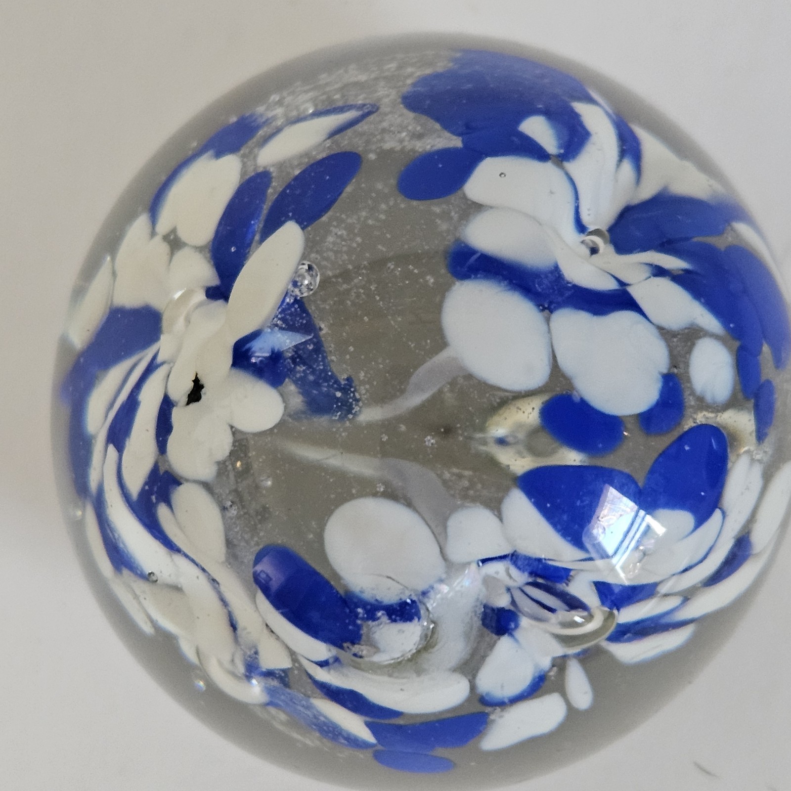 2 VTG Art Glass Paperweights – Blue & White Flower – Millefiori Silvestri Green