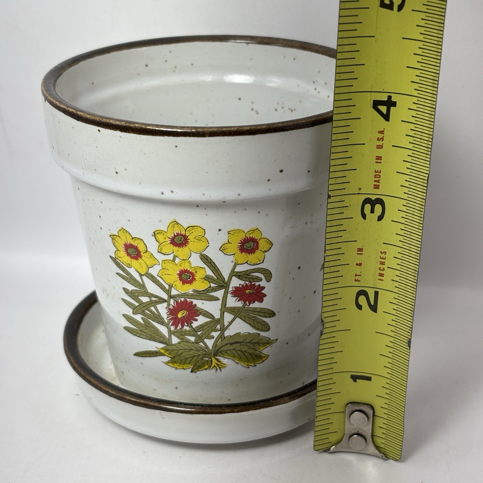 Speckled Pottery Flower Pot and Attached Saucer WILD FLOWERS 4″ Vintage Japan