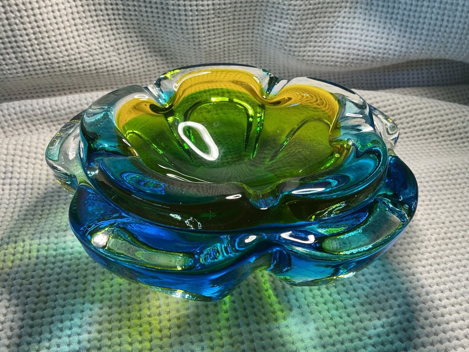 Murano Sommerso Blue Green Yellow Ashtray Flower Shape Bowl Italian Art Glass