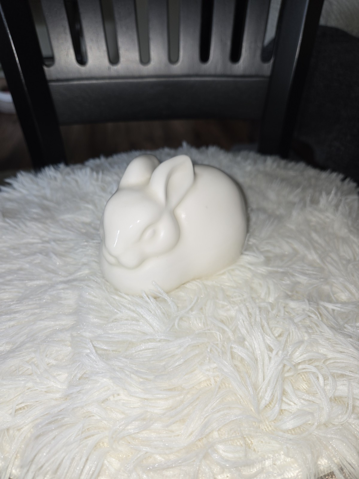Vintage Milk Glass Bunny Rabbit Japan