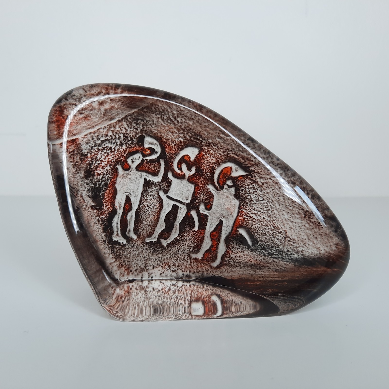RARE Mats Jonasson Lead Crystal Art Paperweight 3 People Figures Signed 3805