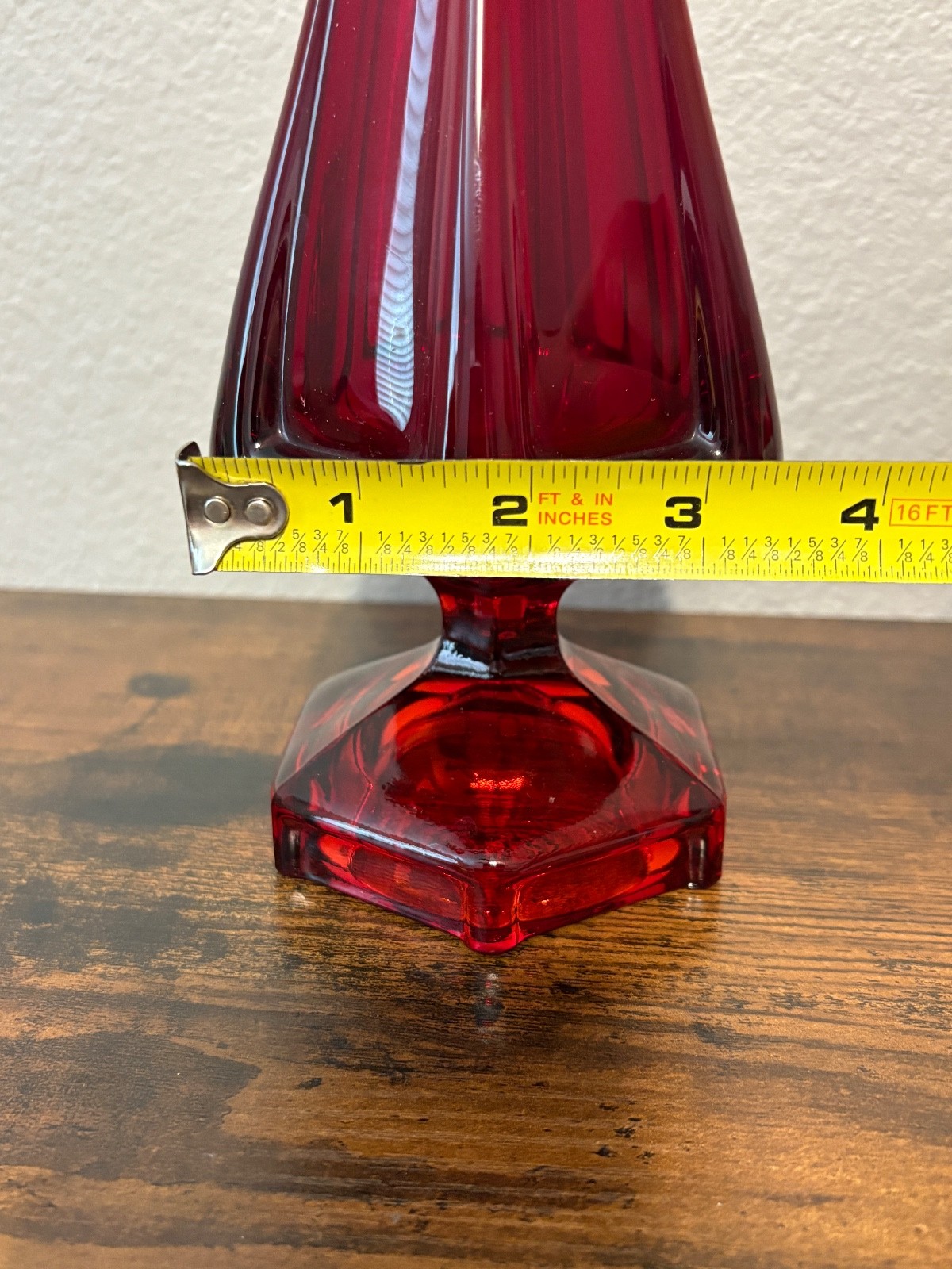VTG Viking Glass Amberina/Ruby 19.5″H Epic Column 6-Panel Swung Vase Uv Reactive