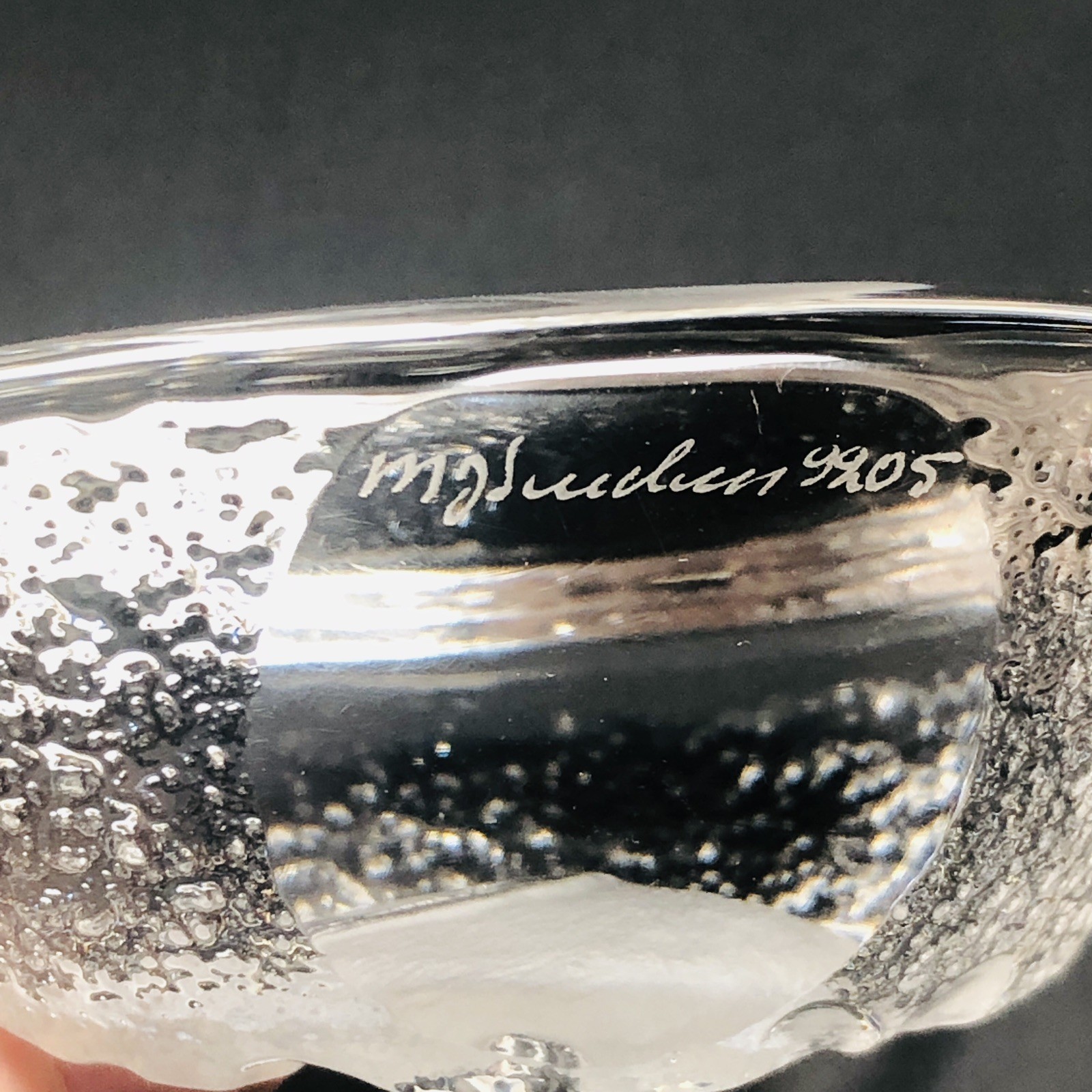 Lead Crystal Paperweight “Chickadee” Mats Jonasson Sweden Hand-Engraved 3″