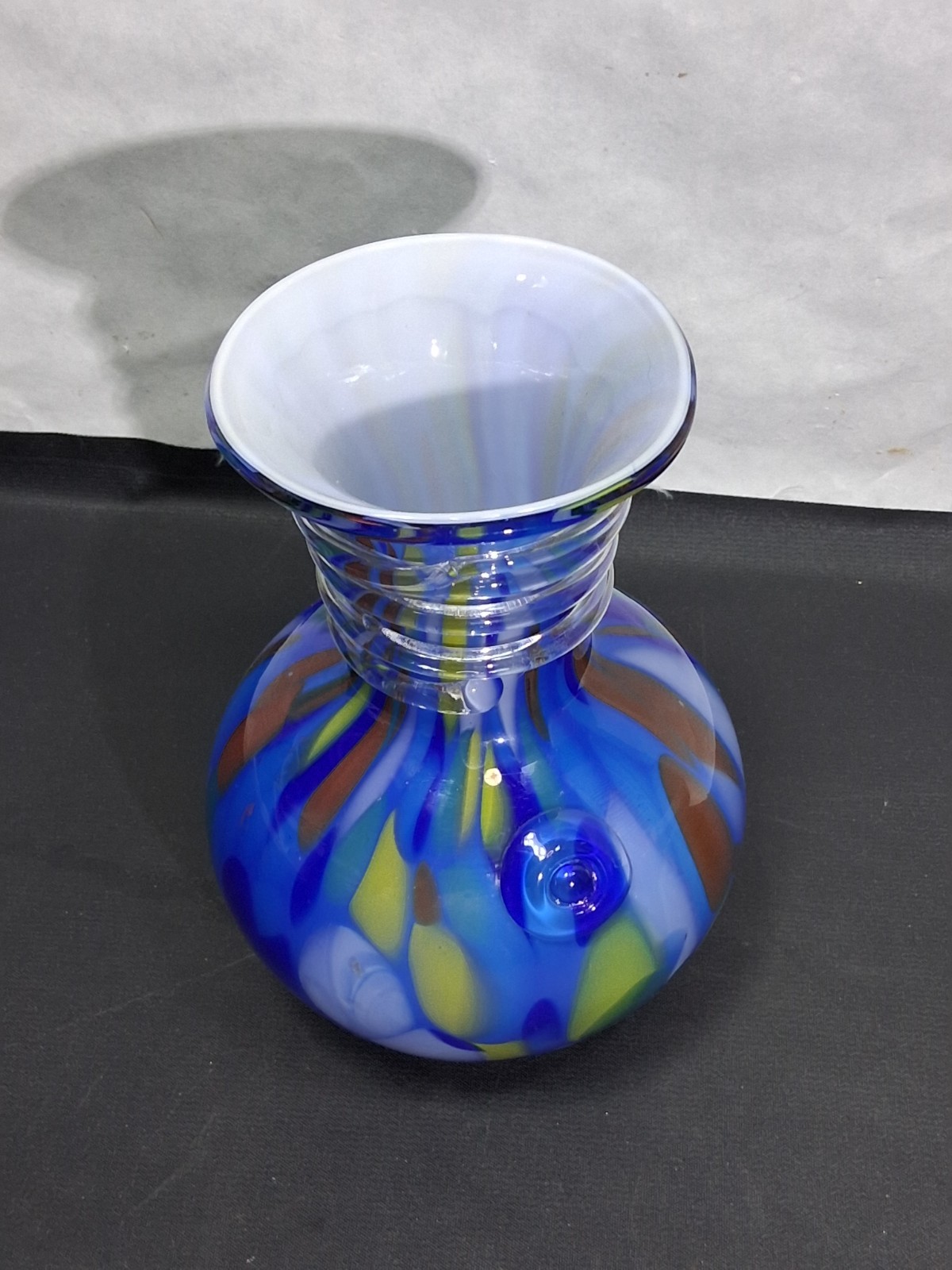 Vintage MCM Blue Green Yellow Spatter Glass Flower Vase Spiral Swirl 5 7/8″ Tall