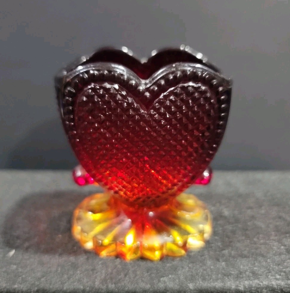 Boyd Art Glass? Heart Toothpick Holder Ruby Red Vintage Amberina Glow