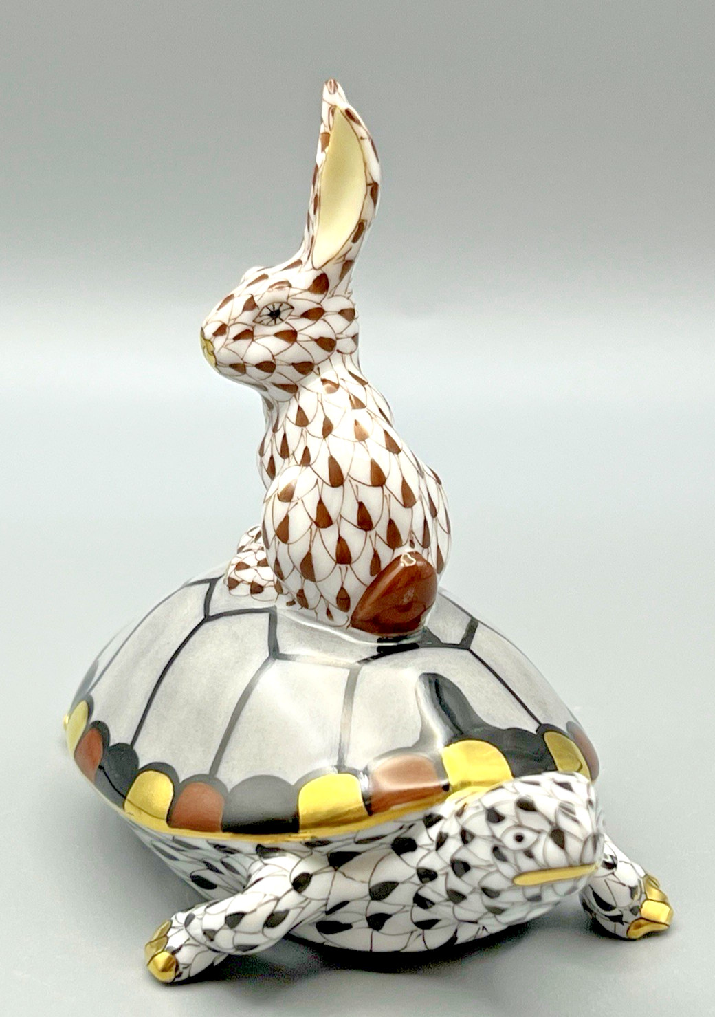 Herend Turtle Bunny Figurine Tortoise & Hare – Black Fishnet & Chocolate Fishnet