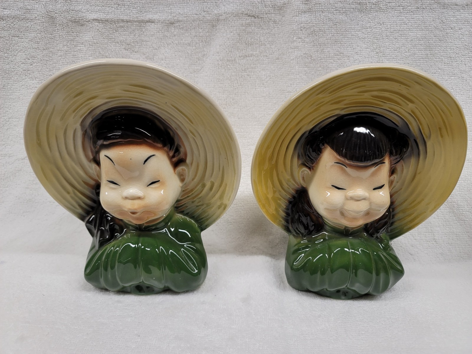 7 1/2″ CHINESE BOY & GIRL WITH BIG HATS WALL POCKET PLANTERS BY ROYAL COPLEY