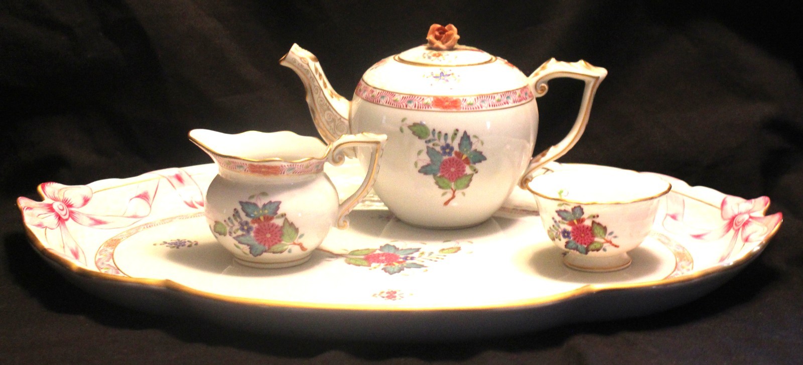 HEREND CHINESE BOUQUET TEA SET ON TRAY – 9 PIECES