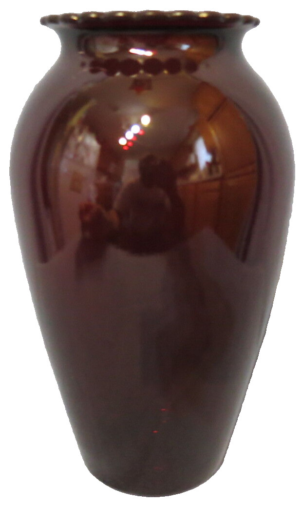 Vintage Anchor Hocking Glass Royal Ruby Red Vase Scalloped Top Edge 9″ Tall