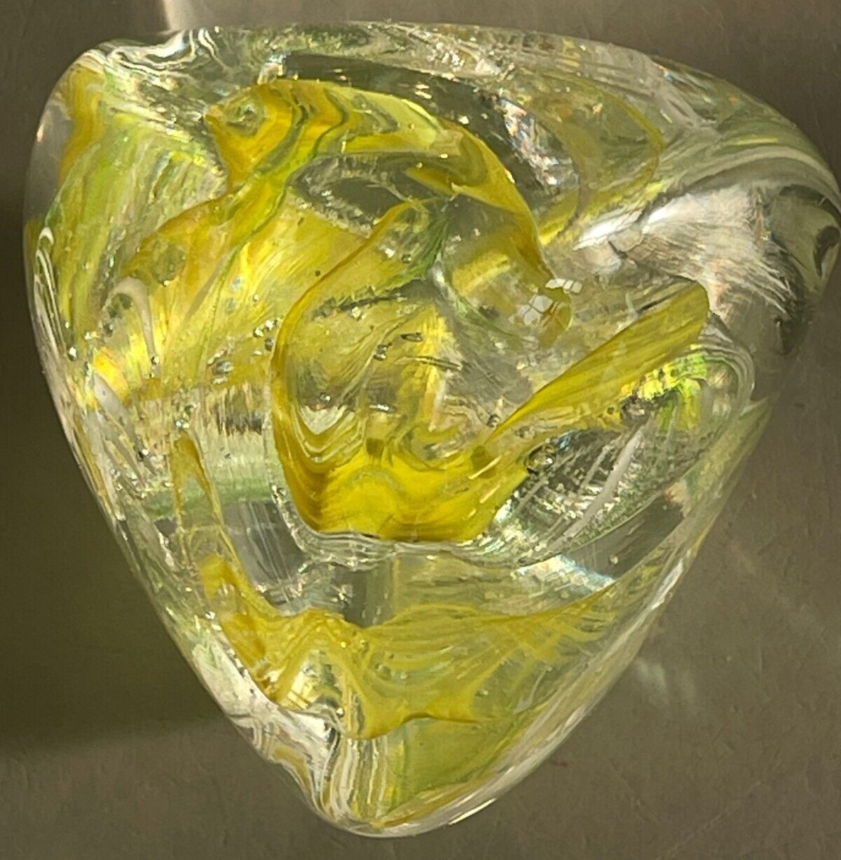 VTG Triangle Studio Art Glass Paperweight Yellow Green White Swirls Bubbles 4″
