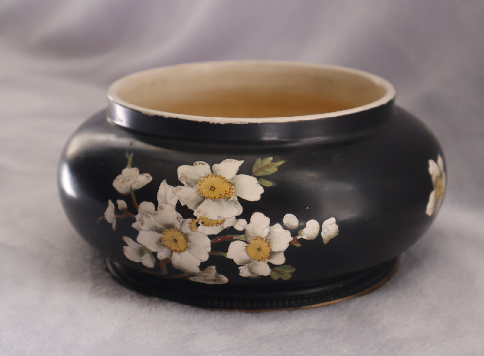 W&R Carlton Ware Antique matte black vase/flower bowl with rare white flowers