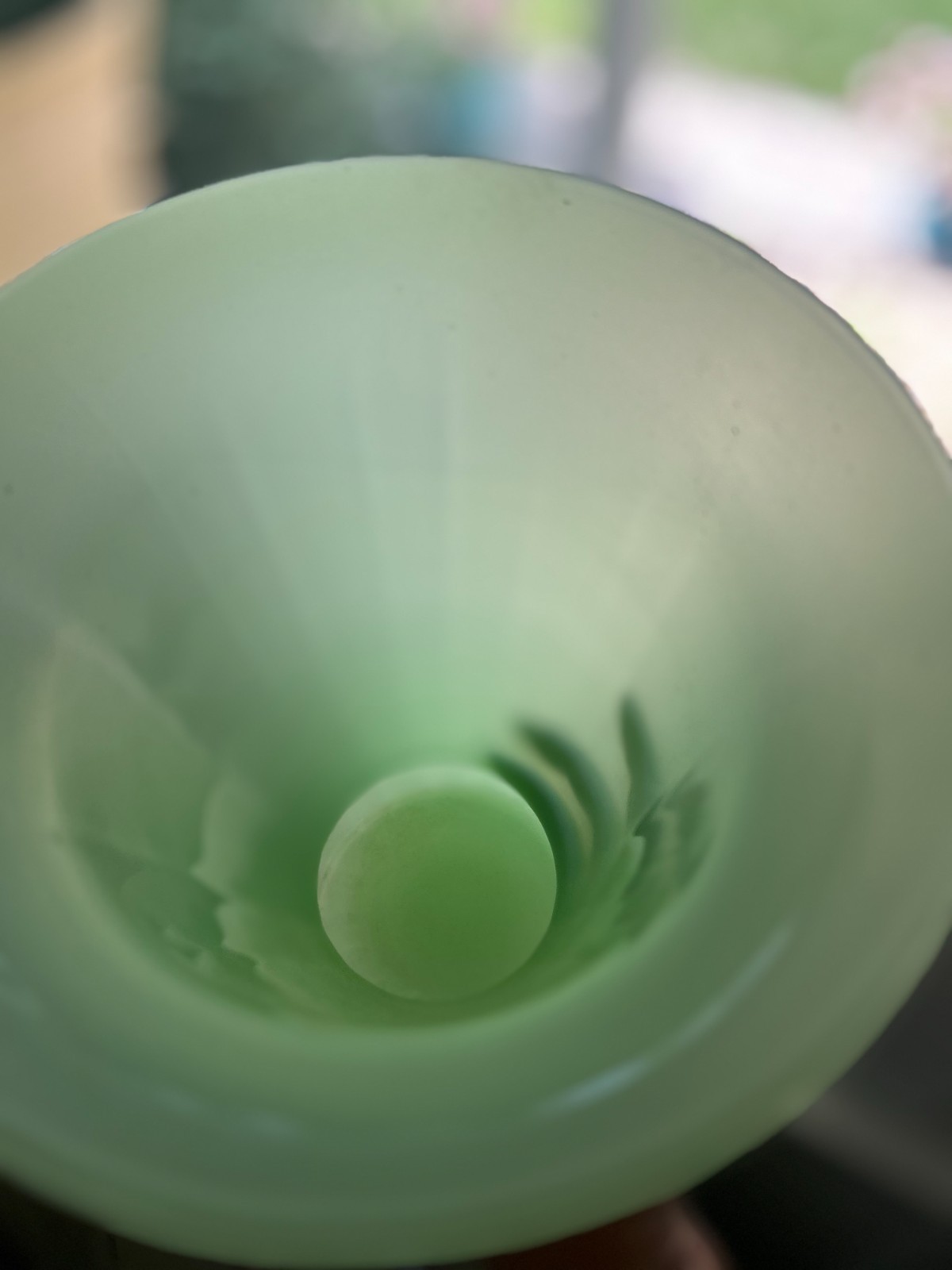 Rare Fenton jadeite/clambroth/jade green large vase #184 unmarked