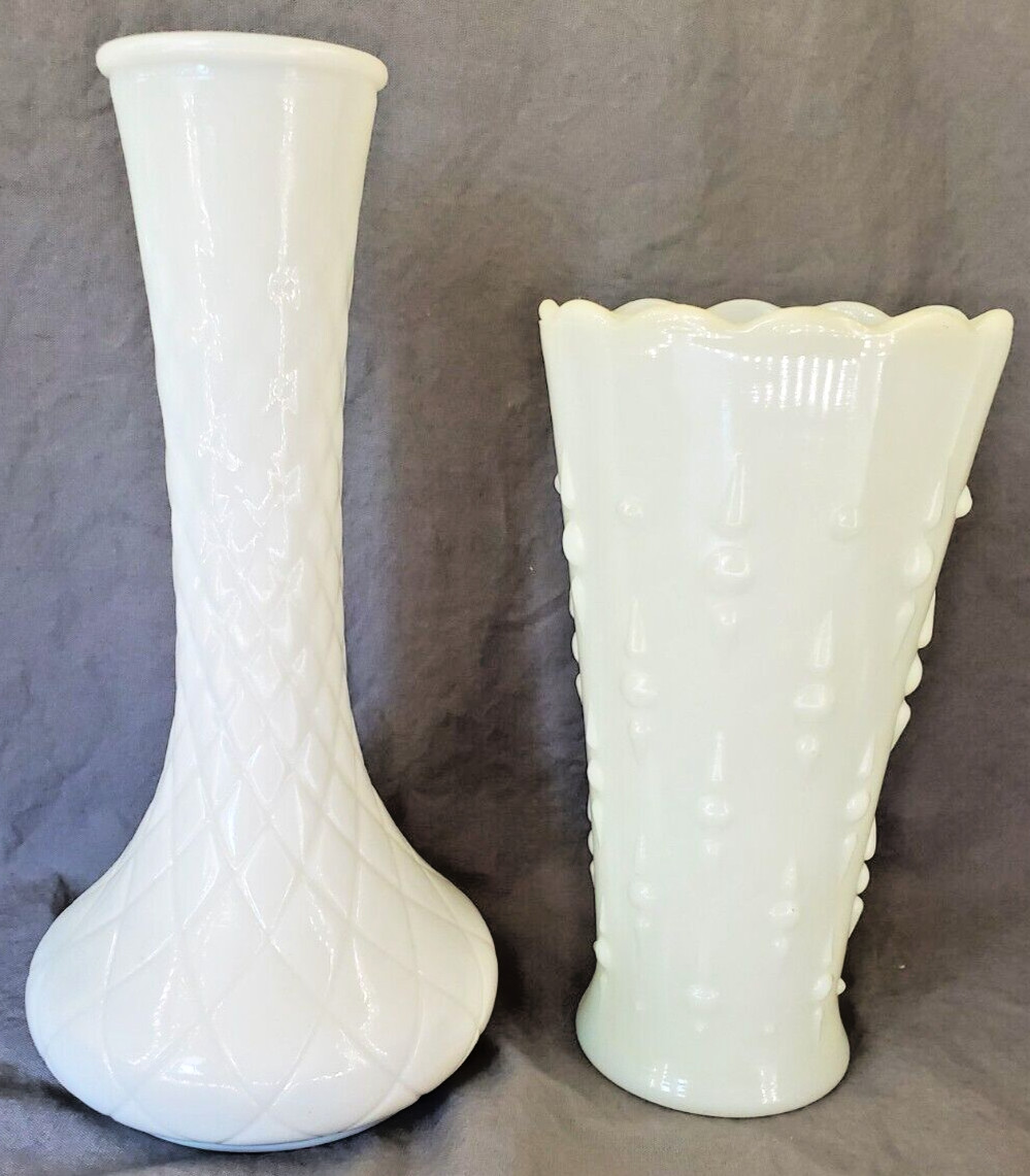 2 Vintage Ankor Hocking Hoosier Glass Vases #4095 Milk Thorn & Thistle