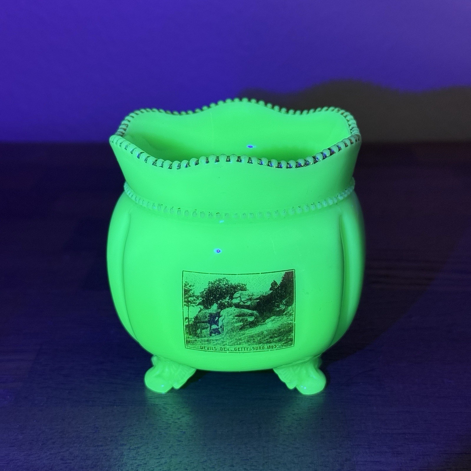 Antique Jadeite Uranium Glass Gettysburg Devil’s Den Souvenir Planter Vase