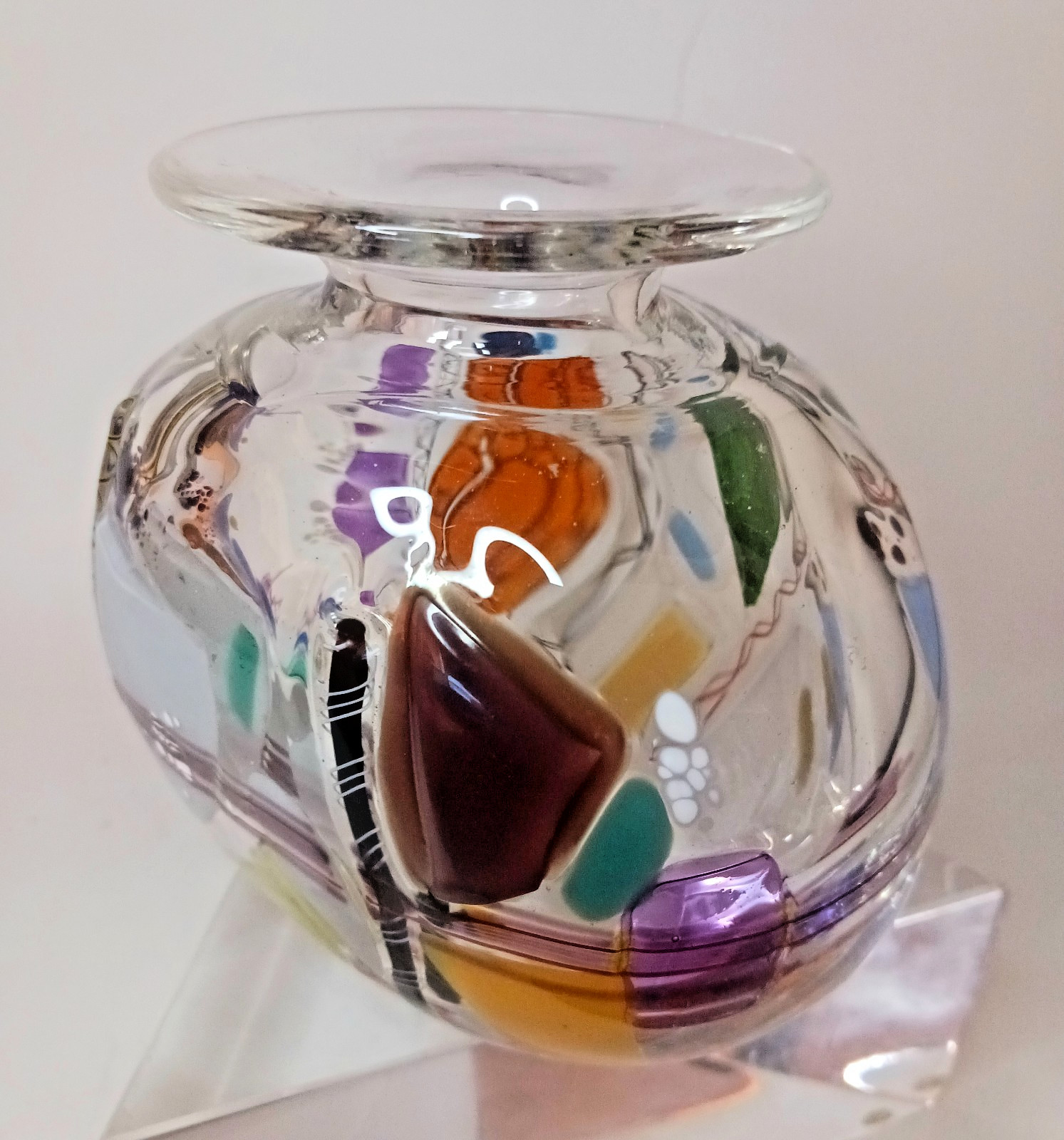 Michael Kraatz 1980’s Memphis Style Studio Art Glass Vase. Signed.