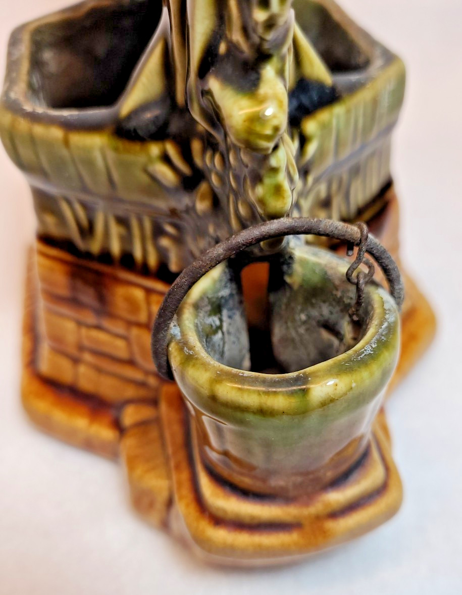 Vintage McCoy Pottery Wishing Well Planter, 1950- , Handle, No Chain