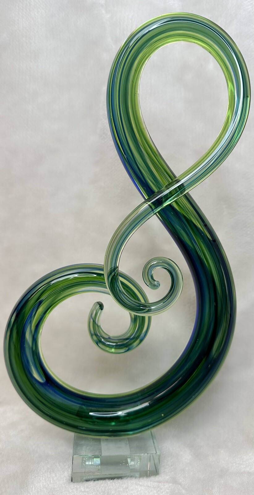 Vtg Hand Blown Music Treble Clef 12″ Art Glass Sculpture Blue Green Infinity