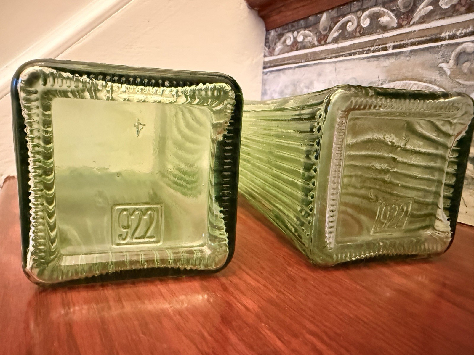 Vintage Ribbed Art Glass 9 in. Chartreuse Hourglass Shape Vase (922) Set Of 2