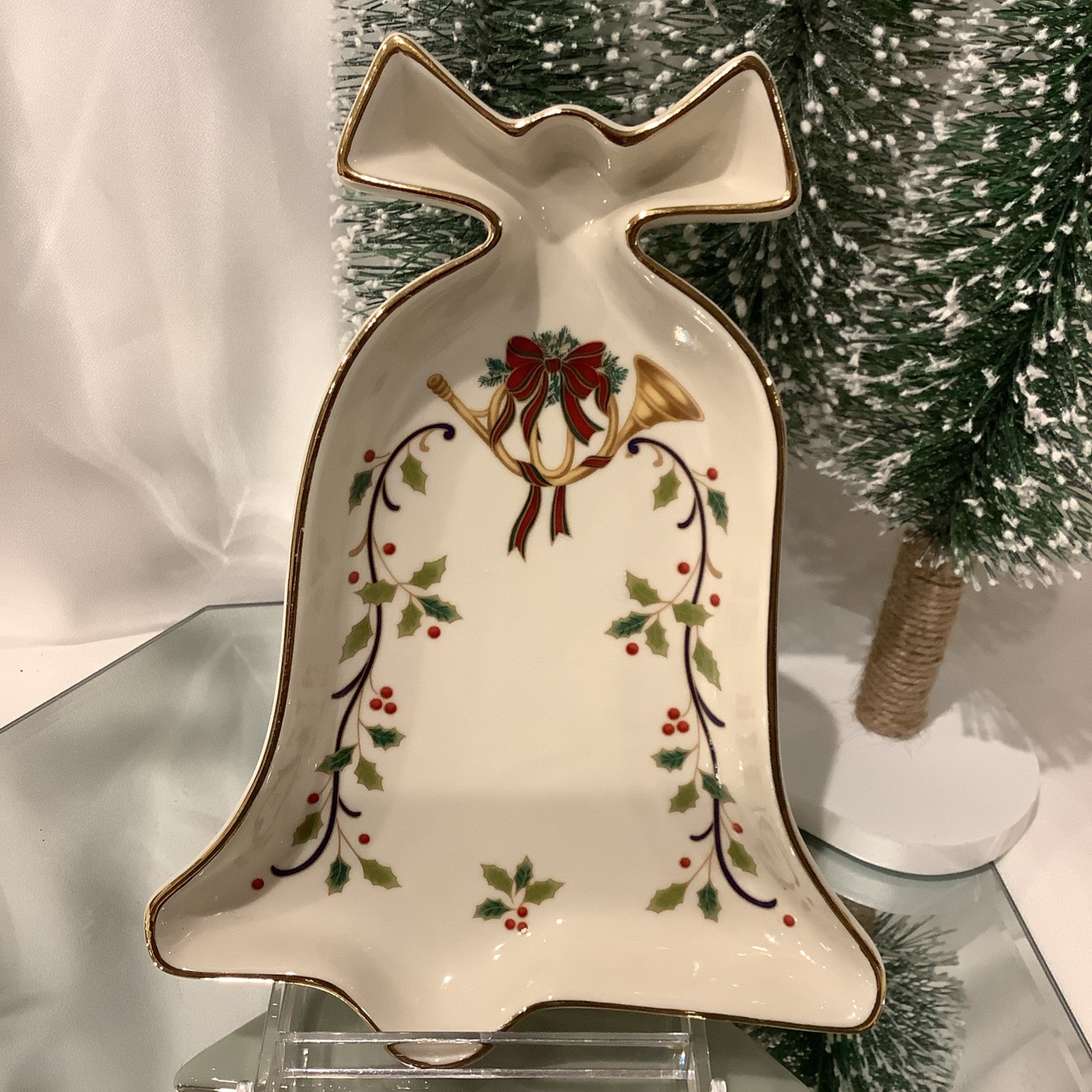Mikasa Holiday Elegance Christmas Bell Dish Plate Candy Bowl FK001 Holiday Decor