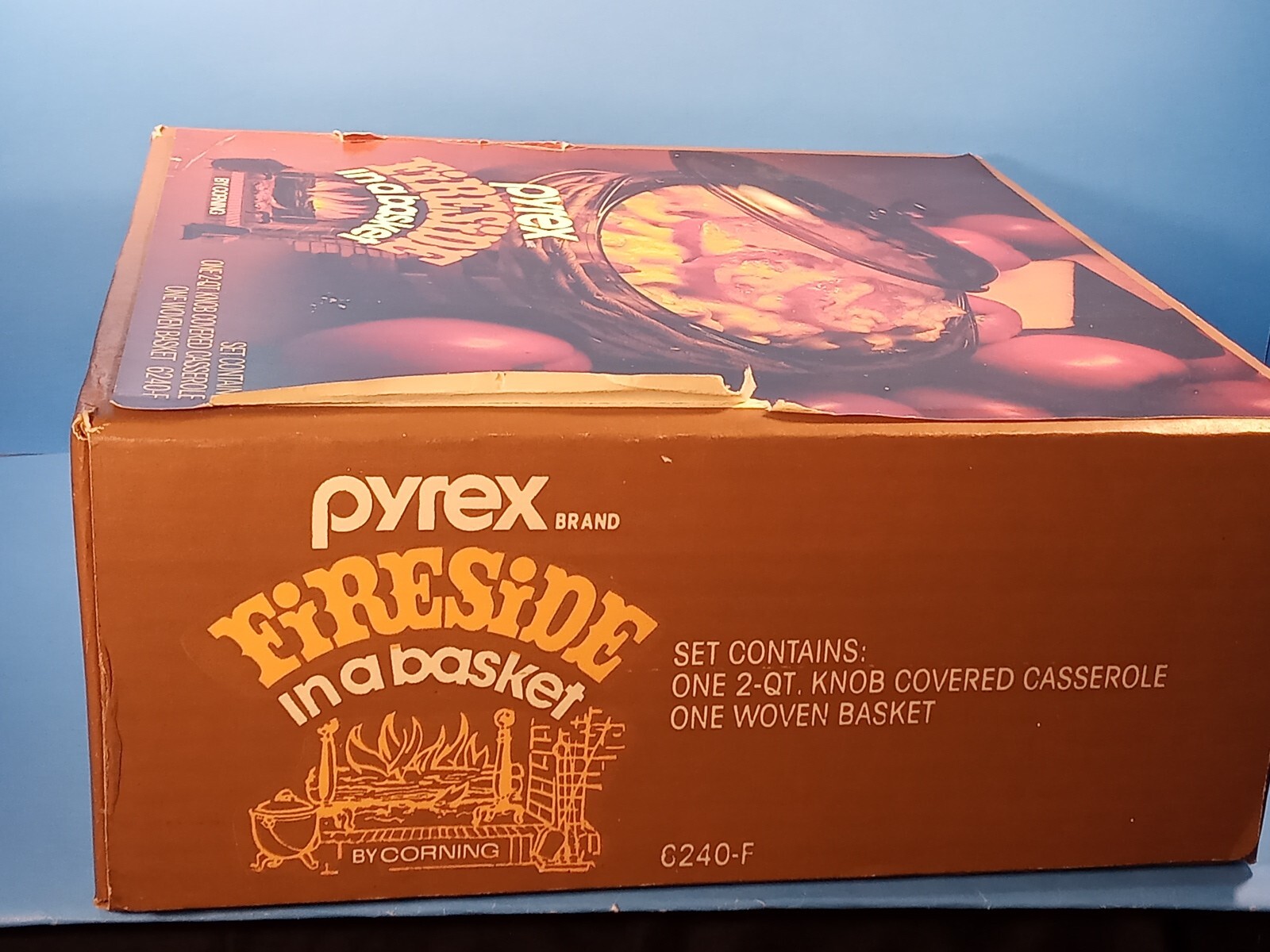 Pyrex Fireside In A Basket 2-QT Cassarole & Woven Basket New Vtg 70’s Corning