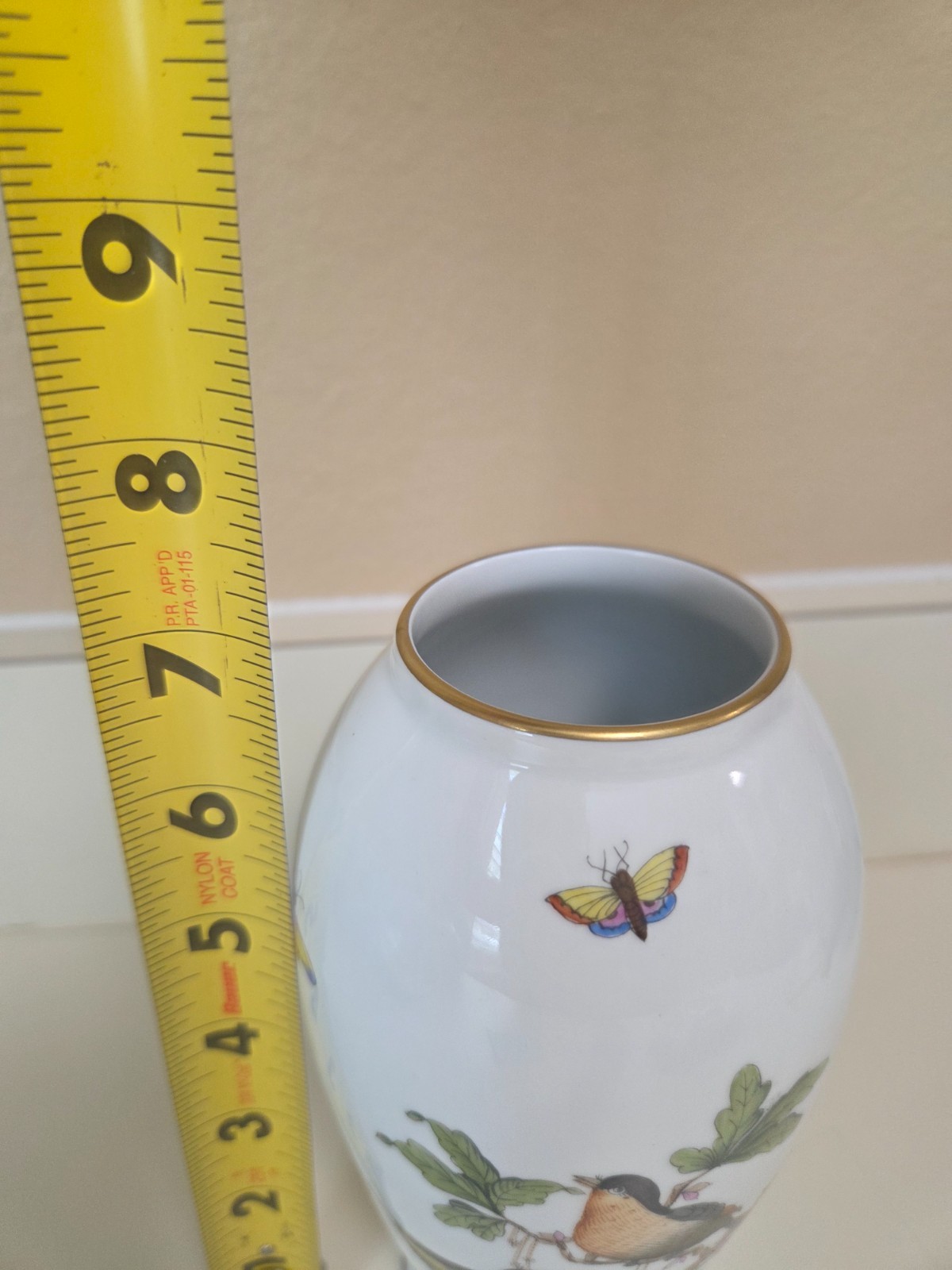 Herend vase. Porcelain. Hand painted. Made in Hungary.