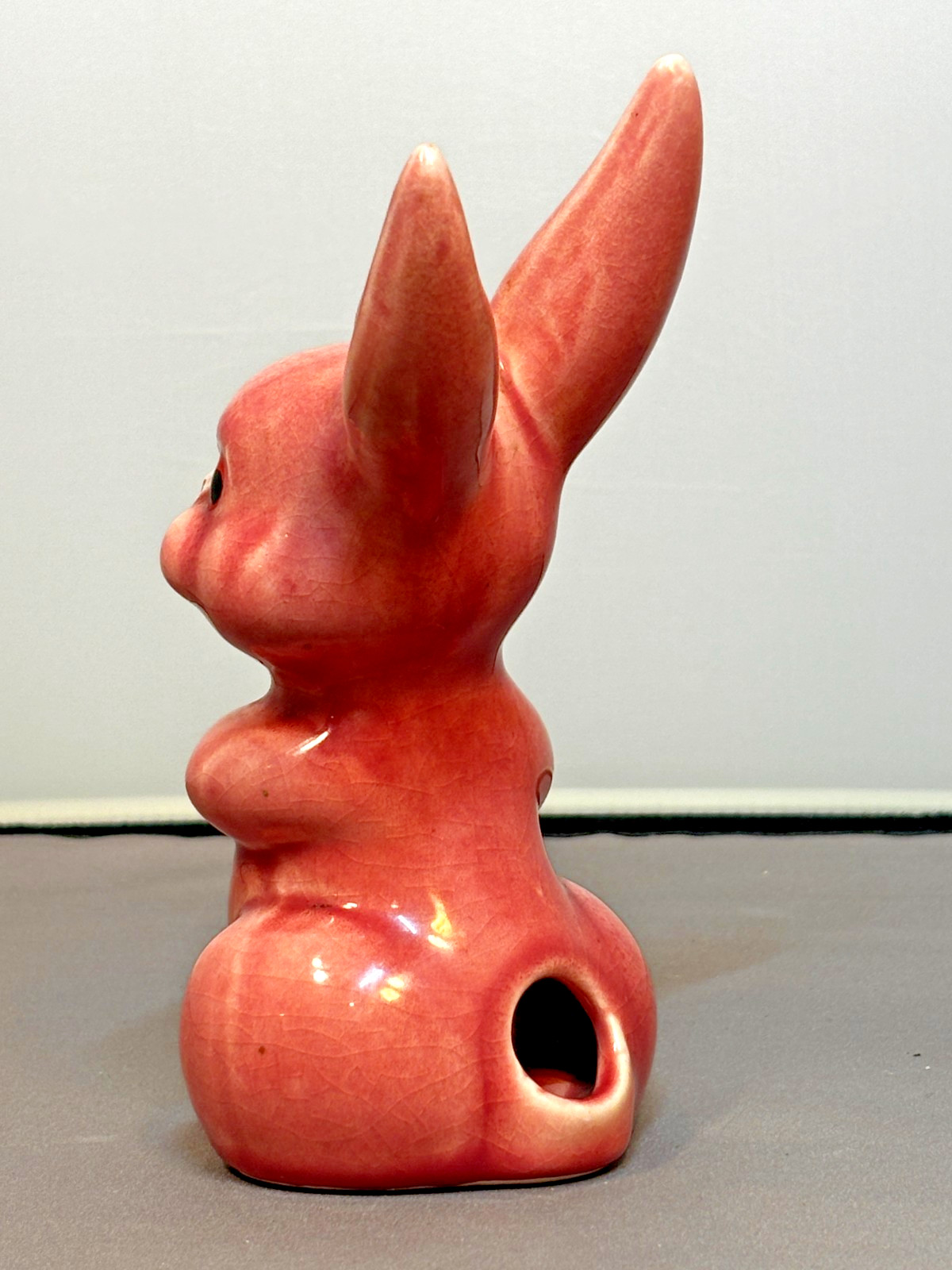 Vintage Deco 1930s era Hull Pottery Ceramic Bunny Rabbit Cotton Dispenser USA