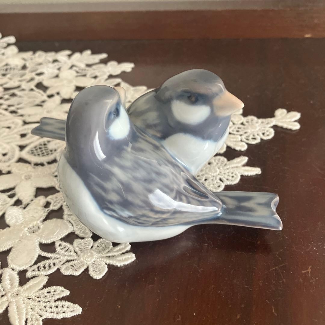 Royal Copenhagen Sparrow Lovebird Elegant Graceful Formal Luxury Denmark Japan