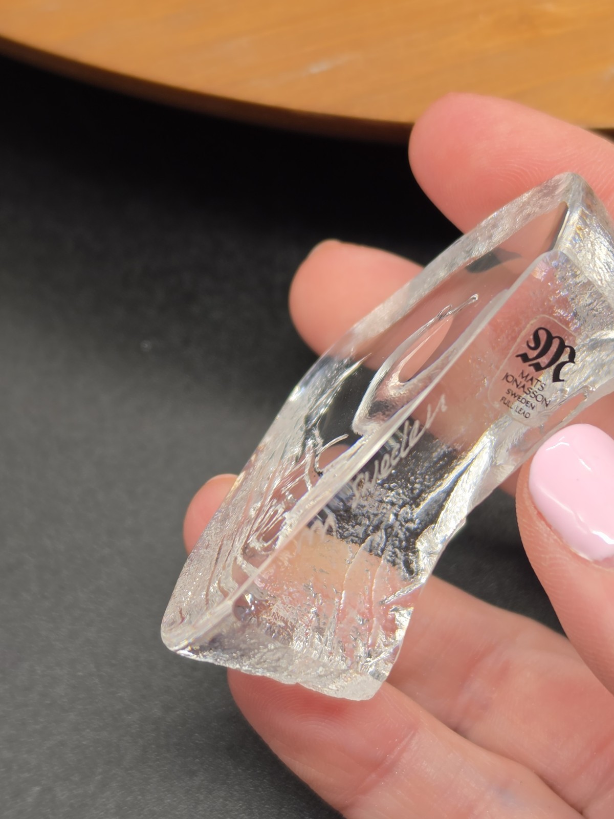 Signed MATS JONASSON Sweden Crystal Full Lead SWAN Sculpture Paperweight