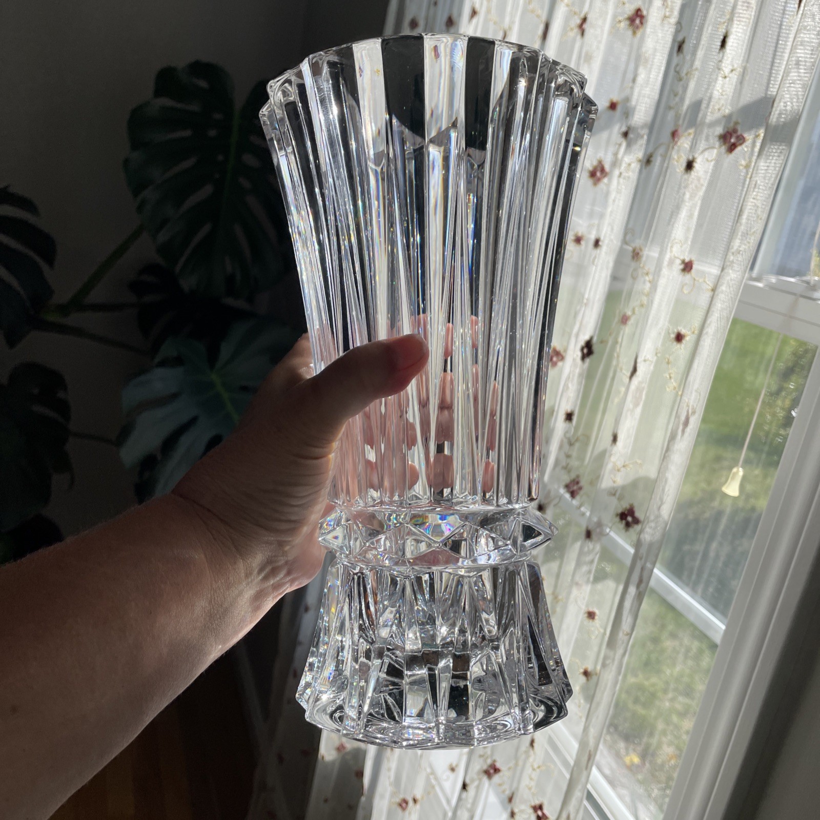MIKASA RAINIER PATTERN 10 3/4″ VASE Heavy Lead Crystal Geometric Contemporary