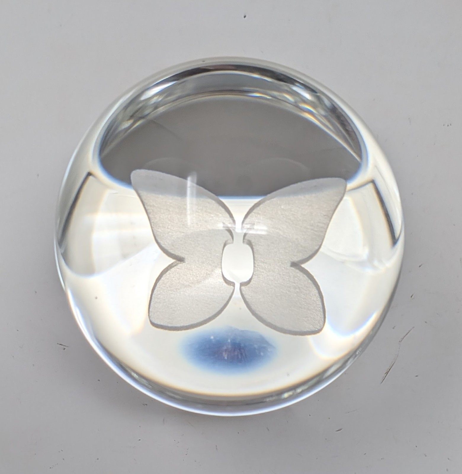Kapalua Hawaii Clear Glass Paperweight Orb Round Sphere 3 Inch Dynasty Gallery