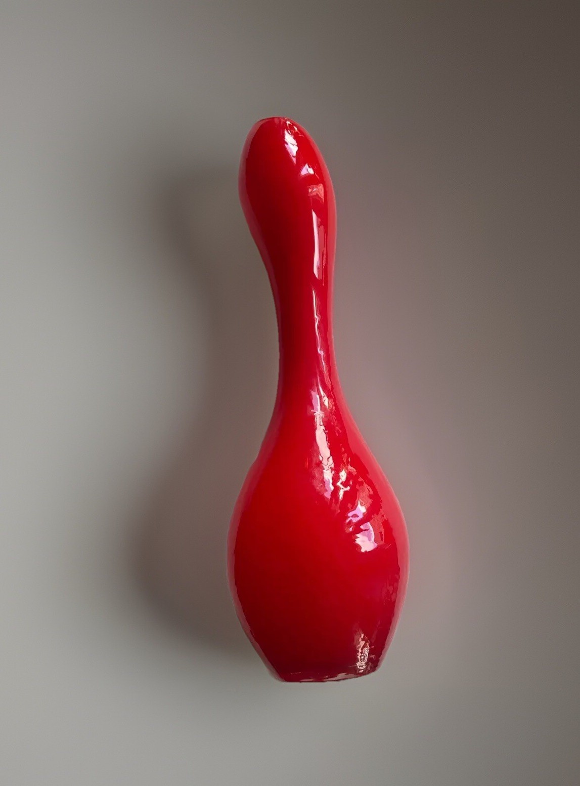 Torre & Tagus 15″ Tall Collection Curvy Handblown Glass Vase Decor Red
