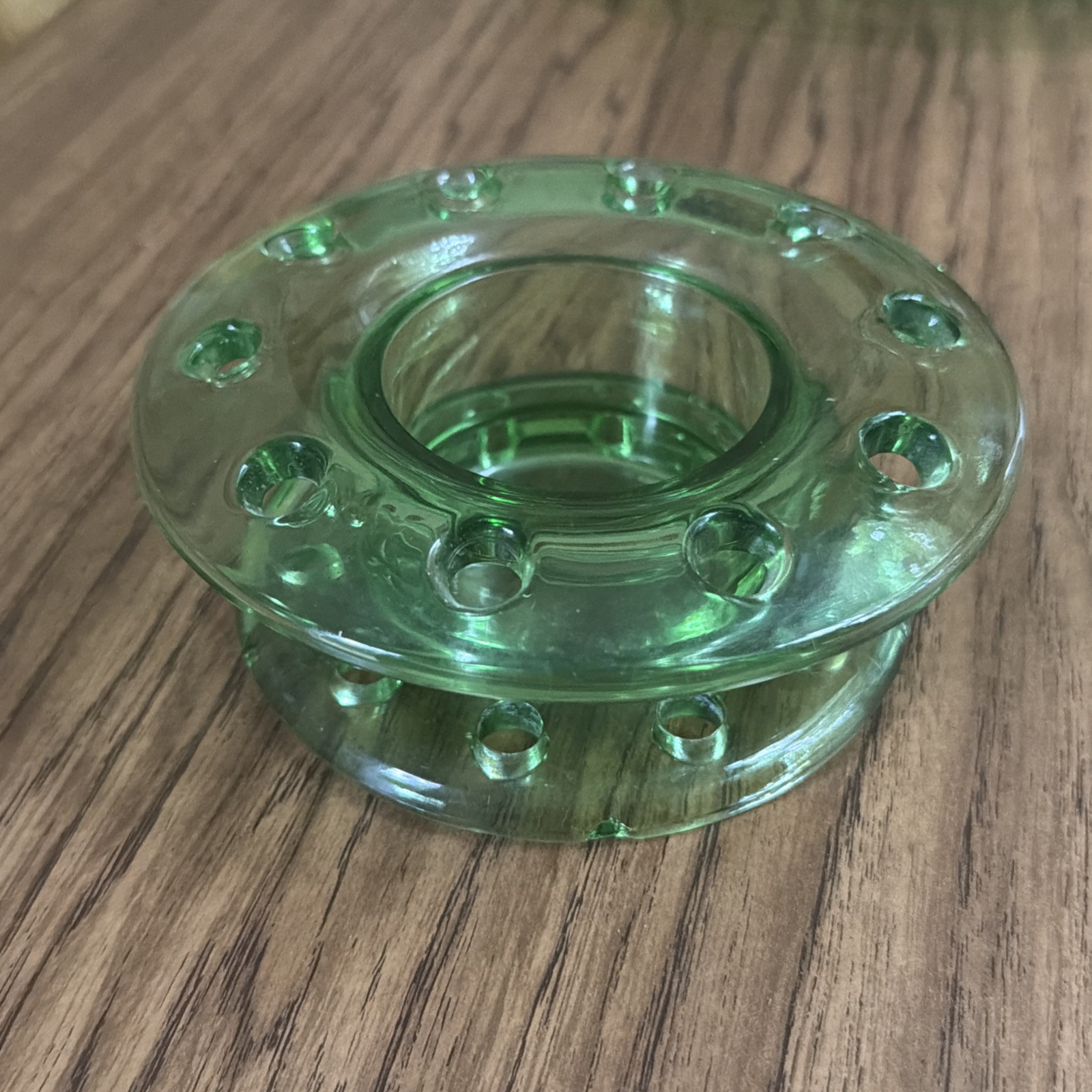 Vintage Uranium Glass Green Flower Frog 5.5” Has A Few Fine Cracks See Photos