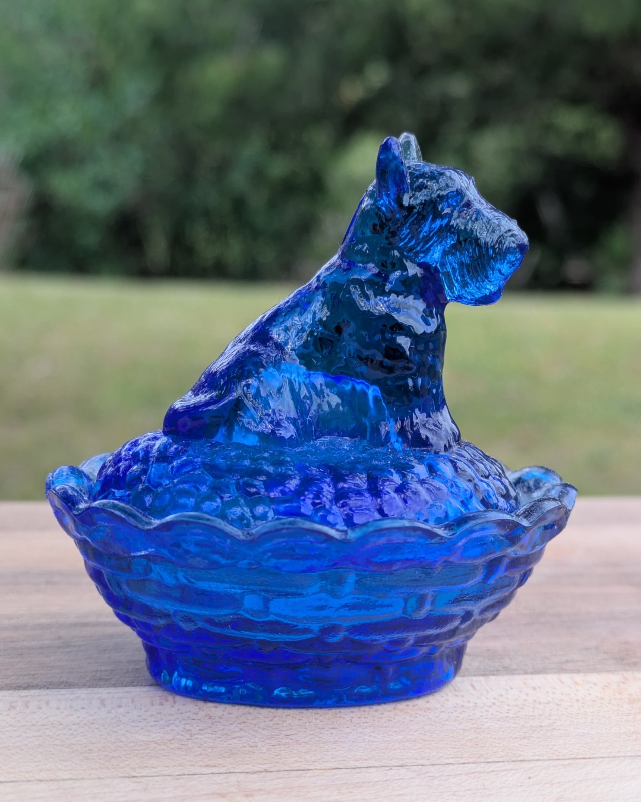 Boyd’s Crystal Art Glass Scottie Salt COBALT Uranium Glass