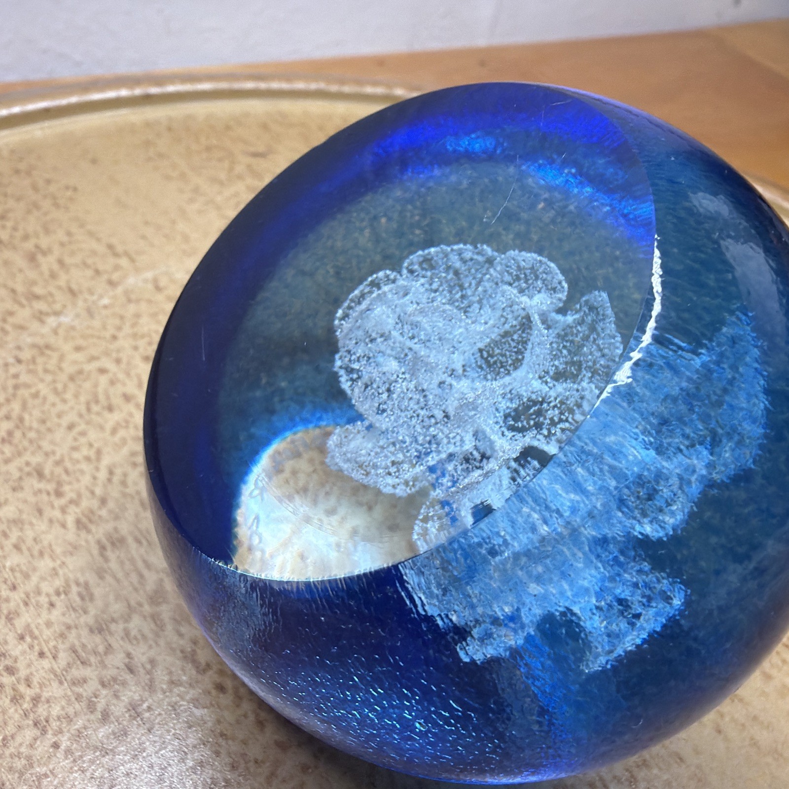 Selkirk Paperweight Bubble Blue & White Ice Flower Vintage Art Glass Signed