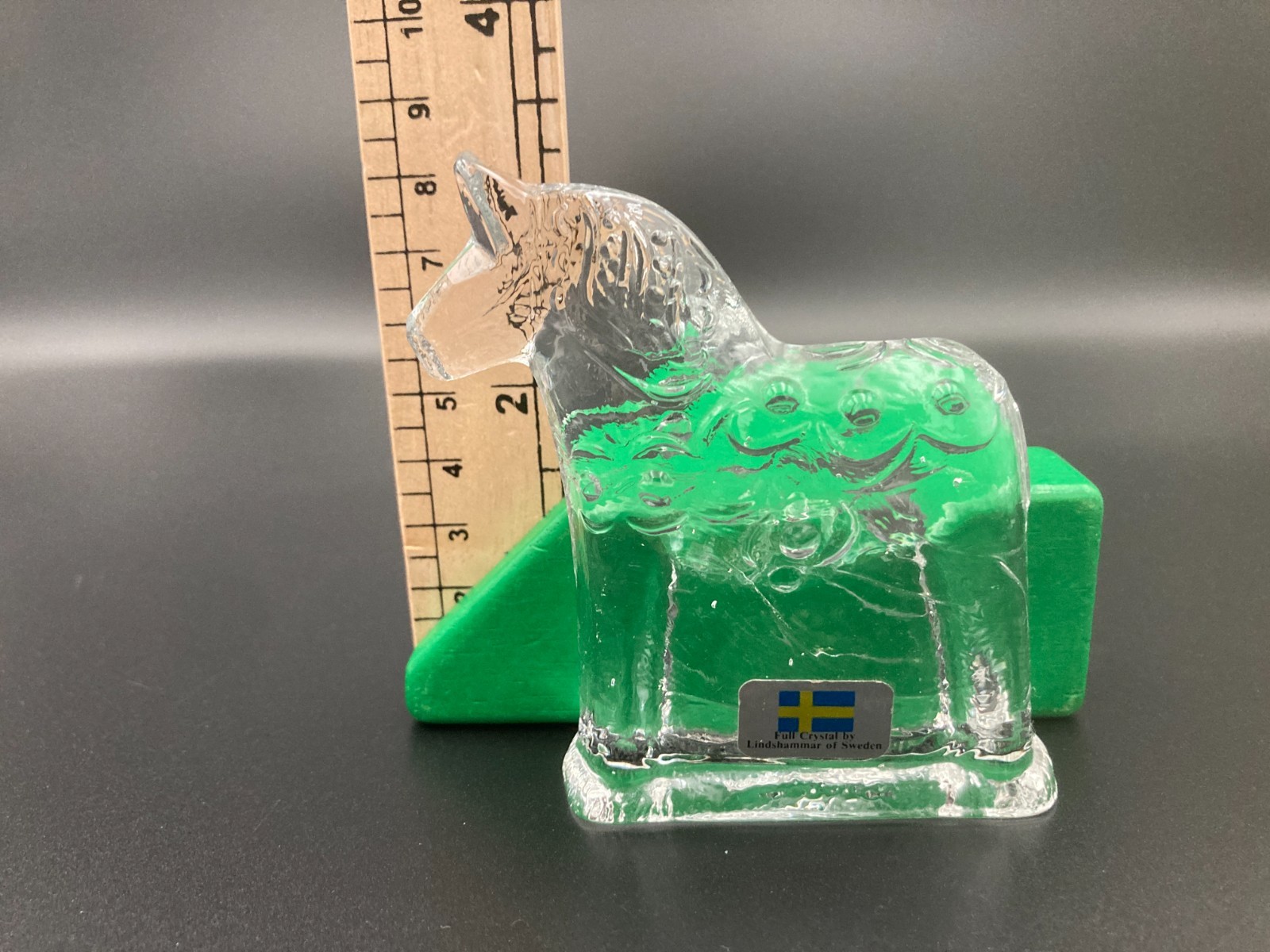 Lindshammar Art Glass Swedish Dala Horse Figurine with Tag 3 1/4″