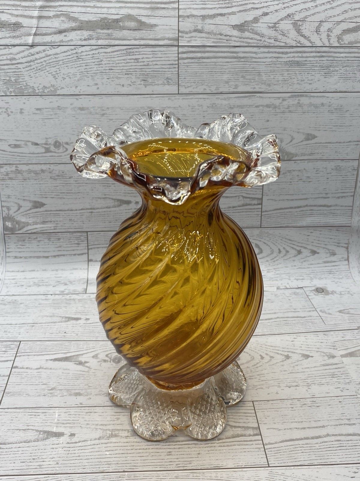Chalet Heritage LXXI Bullicante Amber Glass Swirl 8” Vase Ruffled Rim HTF