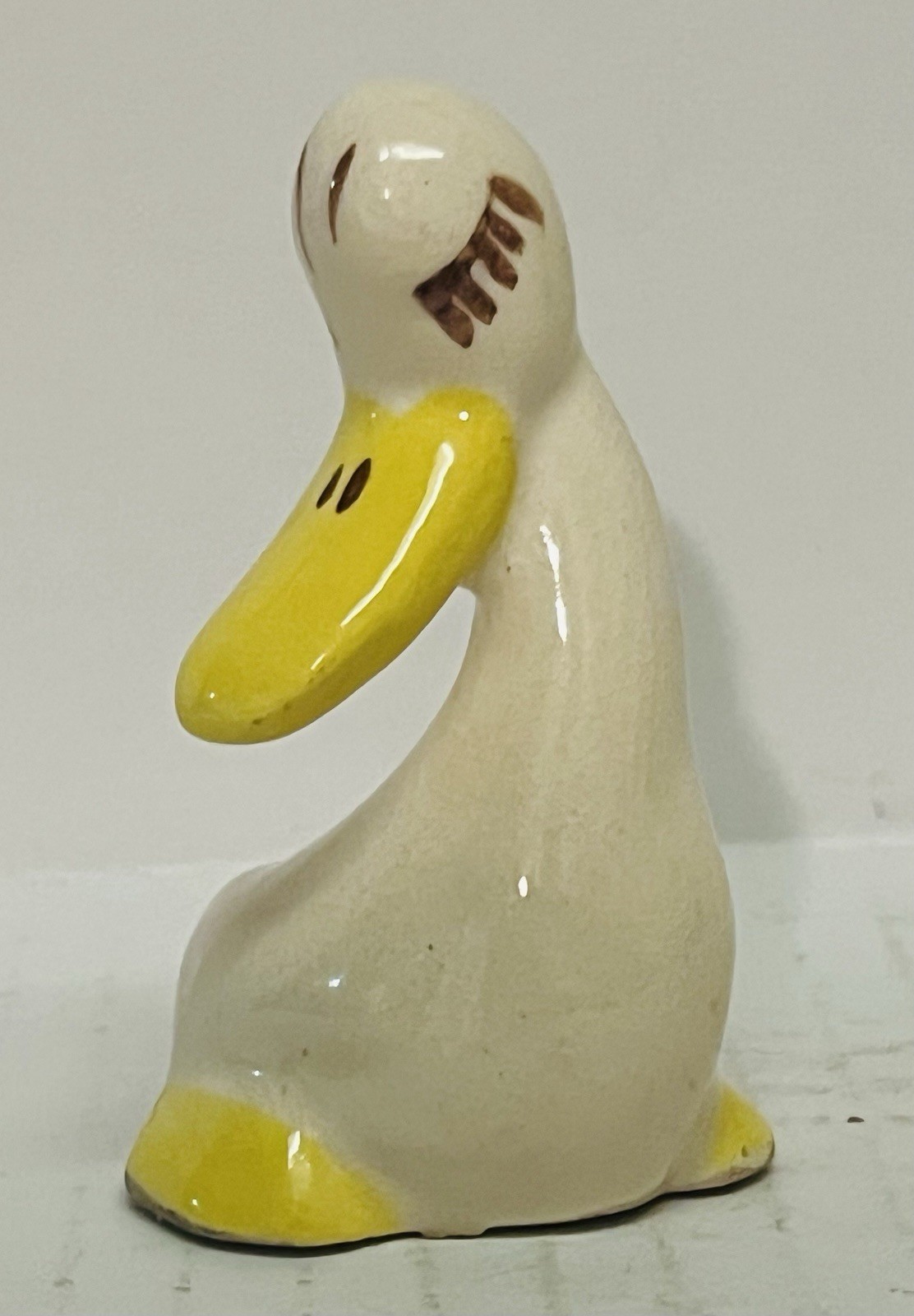 Vintage Rio Hondo California Pottery Bashful Shy Long Eyelashes Duck Figurine