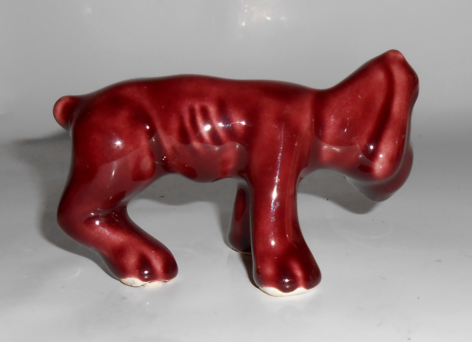 Camark Pottery Maroon Pointer Hound Dog Figurine!